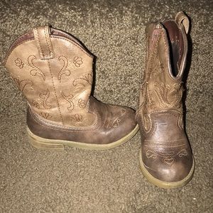 Size 7t boots
